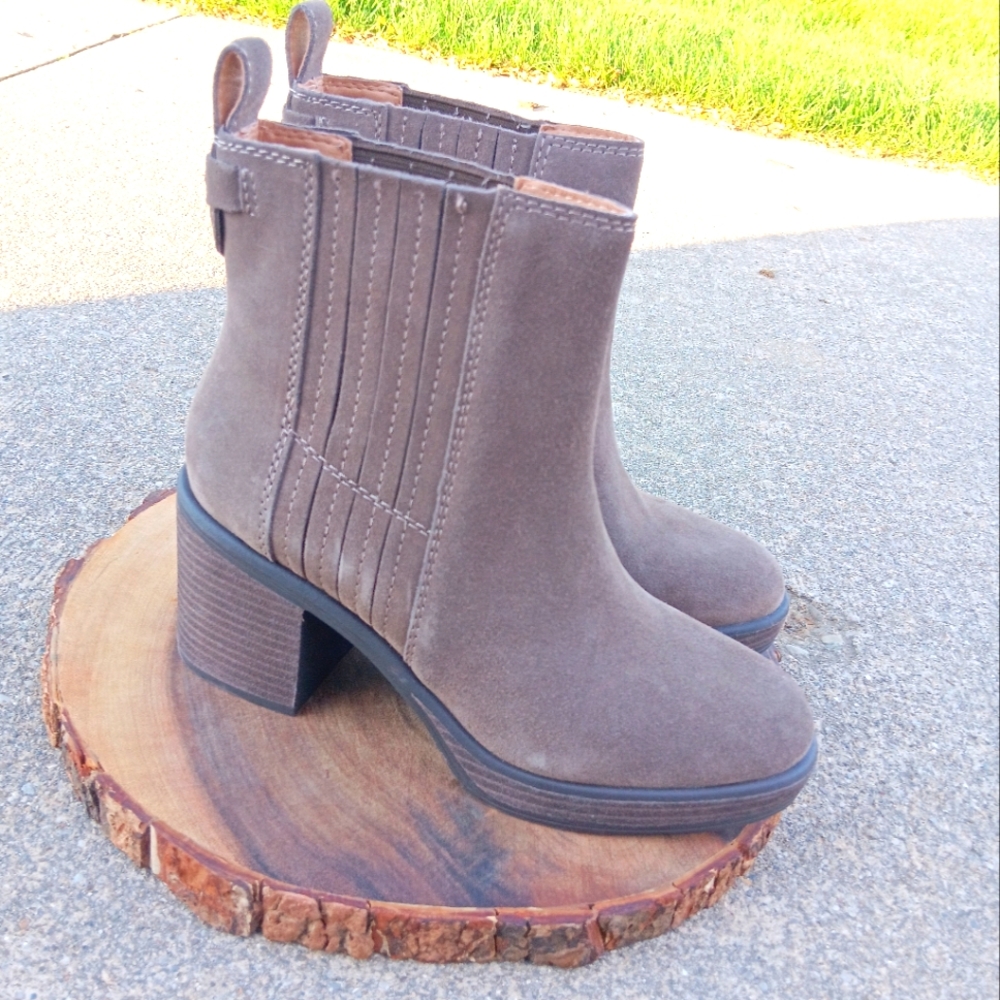 Stylish Women's Ankle Boots